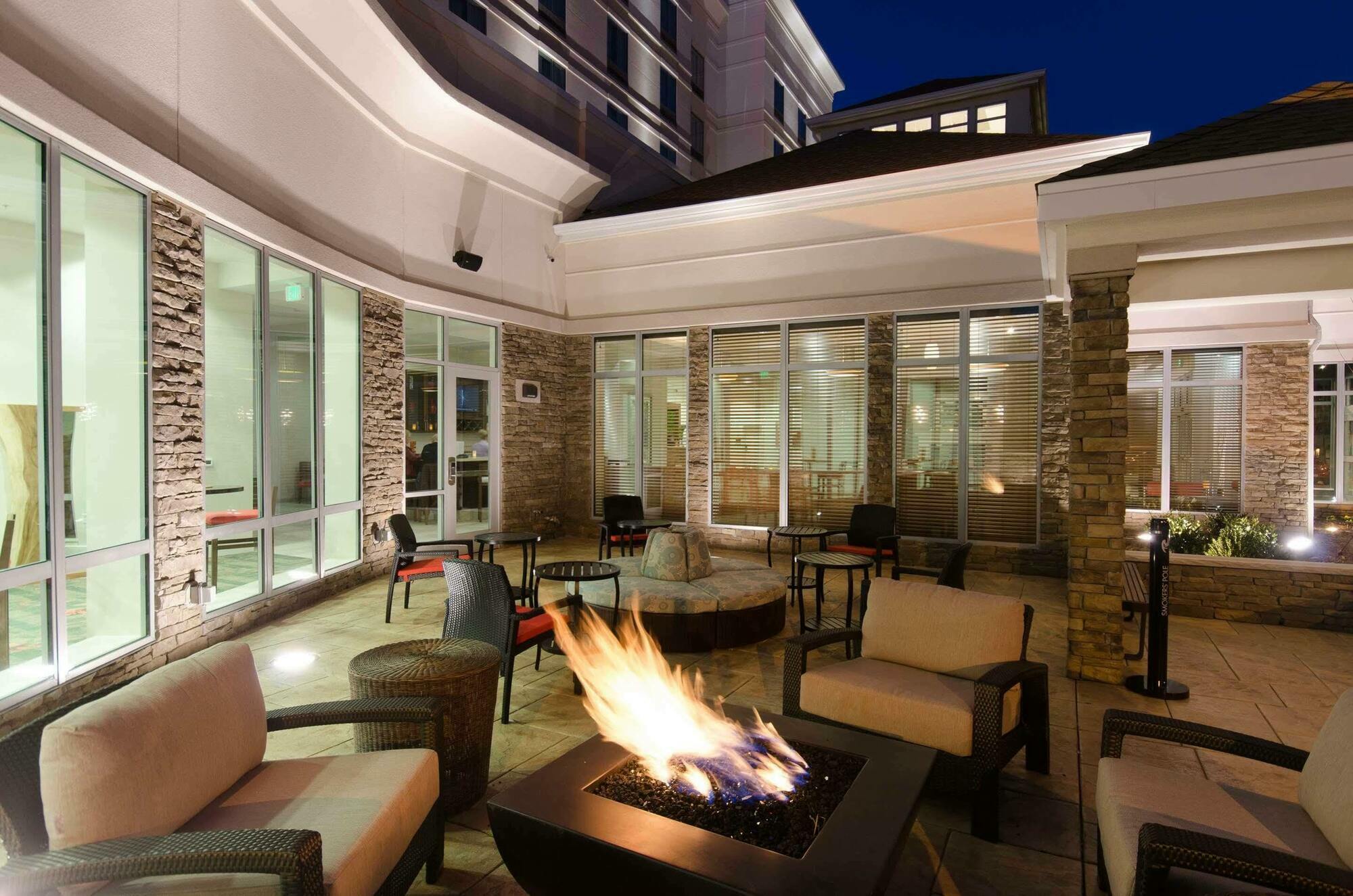 Hilton Garden Inn Hickory Exterior foto